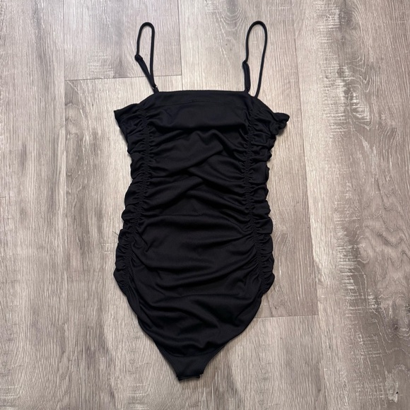 Free People Black Spaghetti Strap On Your Side Ruched Bodysuit Size Medium - Picture 11 of 12